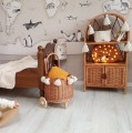 Boho-Weidenkorb auf Rädern