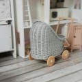 WEIDENPUPPENWAGEN