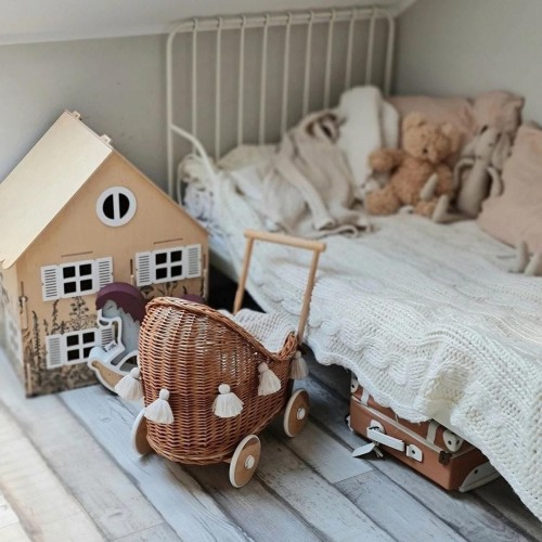 WEIDENPUPPENWAGEN MIT BETTWÄSCHE