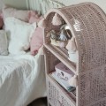 Korbschrank mit Türen rosa
