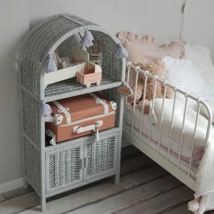 LITTLE DREAMS - Weidenschrank mit Türen GRAU