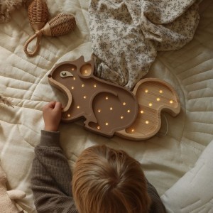 LITTLE LIGHTS - LAMPE EICHHÖRNCHEN CAPPUCCINO HOLZ