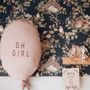 DEKORNIK - TAPETE KLEINE SCHLAFENDE TIERE IN GRANAT